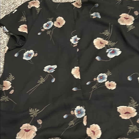 West Kei Black and Pink Wrap Blouse Short Sleeve - Picture 4 of 4